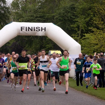 NO FEE PICTURES 28/5/16 The Irish Kidney Association's Run For Life in support of Organ Donation at Corkagh Park in Dublin. Pictures:Arthur Carron